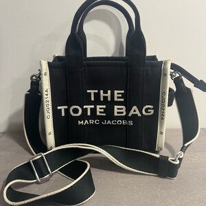 Marc Jacobs THE JACQUARD MEDIUM TOTE BAG